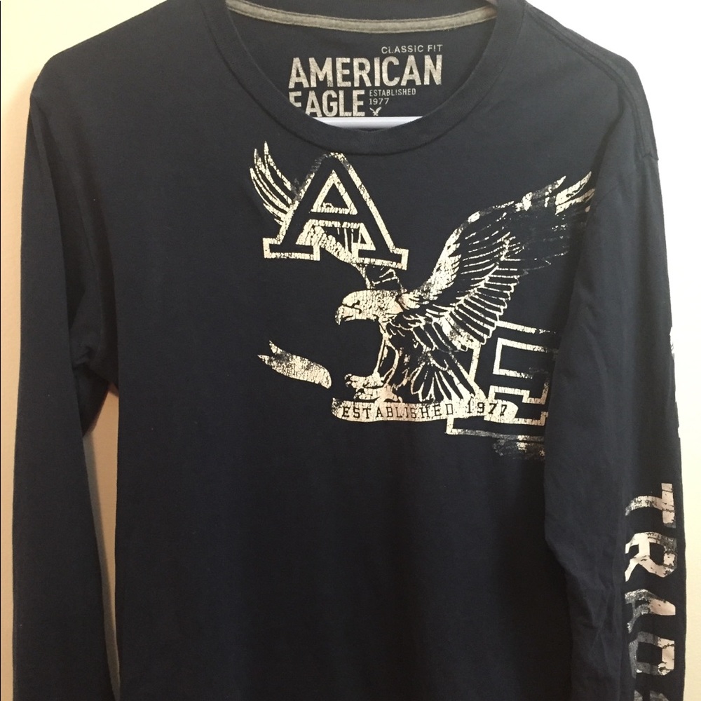 American eagle long sleeve shirt